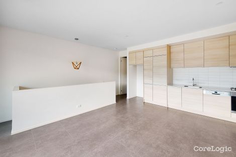 Property photo of 22 Lakeside Crescent Keilor East VIC 3033
