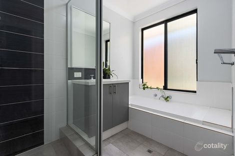 Property photo of 16 Hiscox Crescent Baldivis WA 6171