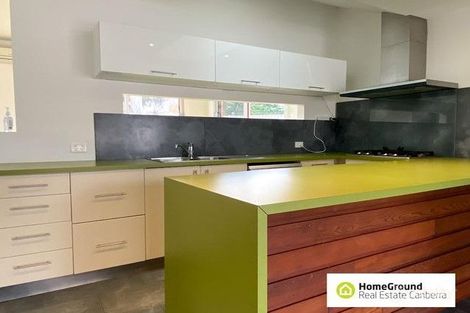 Property photo of 6 Ammon Place Kambah ACT 2902