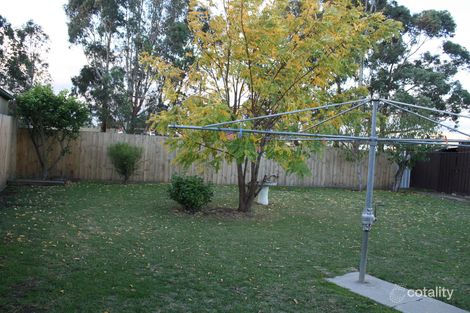 33 Cameron Cres, East Bairnsdale, VIC 3875