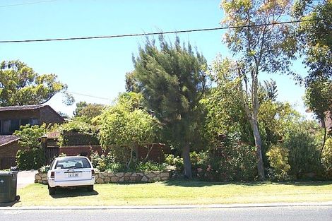 57 Mawson Cres, Hillarys, WA 6025