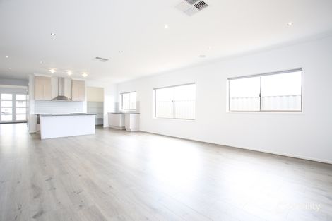 Property photo of 3 Caribbean Circuit Clyde VIC 3978