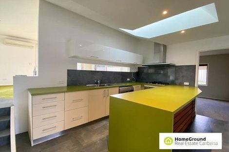 Property photo of 6 Ammon Place Kambah ACT 2902