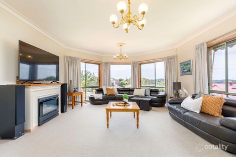 Property photo of 3 Kuhn Place Nicholls ACT 2913