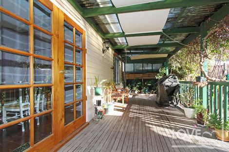 Property photo of 112 Rathcown Road Reservoir VIC 3073