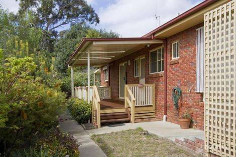 Property photo of 2/15 Keogh Drive Spring Gully VIC 3550