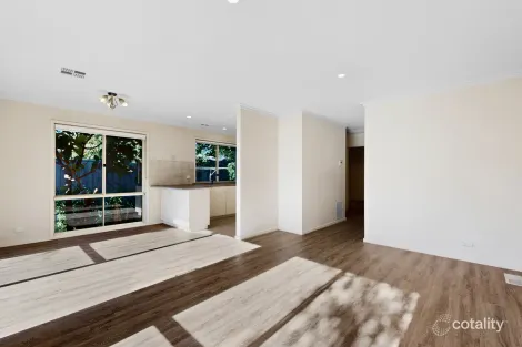 Property photo of 4/16 Wembley Grove McKinnon VIC 3204