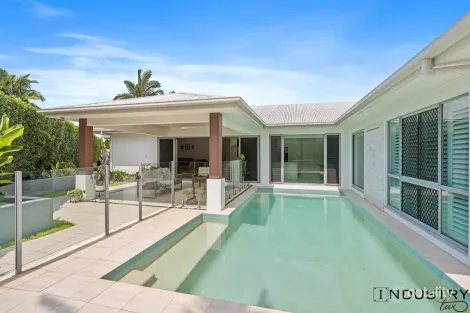 Property photo of 6 Bushlark Place Smithfield QLD 4878