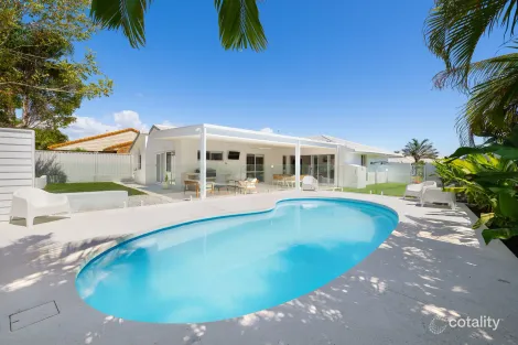 4 Silkyoak Ct, Burleigh Waters, QLD 4220