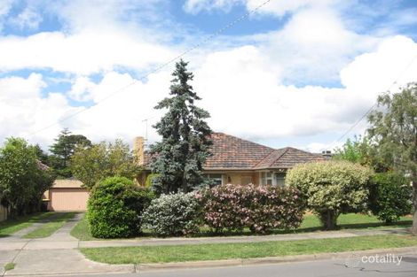 8 Stewart St, Mount Waverley, VIC 3149
