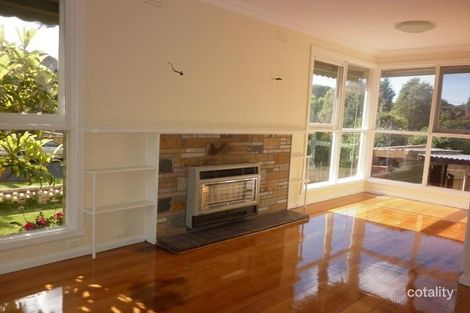 Property photo of 12 Bradstreet Road Mount Waverley VIC 3149