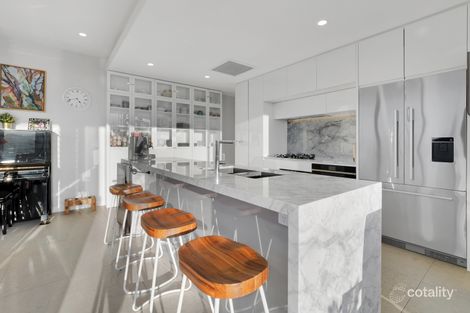 Property photo of 405/8 Colton Street Highgate Hill QLD 4101