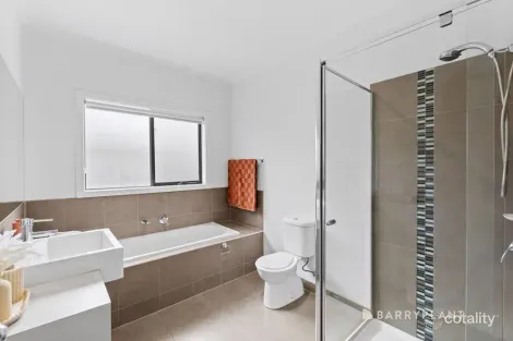Property photo of 53 King Parrot Way Whittlesea VIC 3757