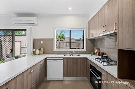 Property photo of 53 King Parrot Way Whittlesea VIC 3757