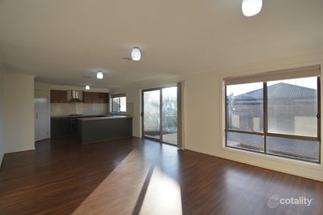 Property photo of 4 Shaheen Court Werribee VIC 3030