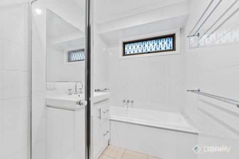 Property photo of 3 Valewood Drive Kealba VIC 3021