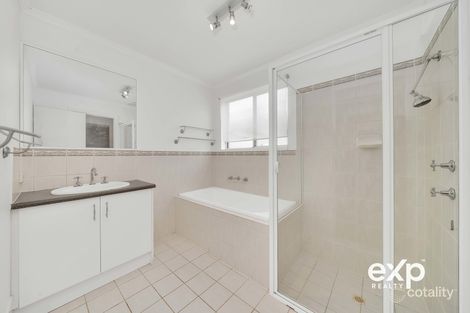 Property photo of 14 Lancelot Grove Burton SA 5110