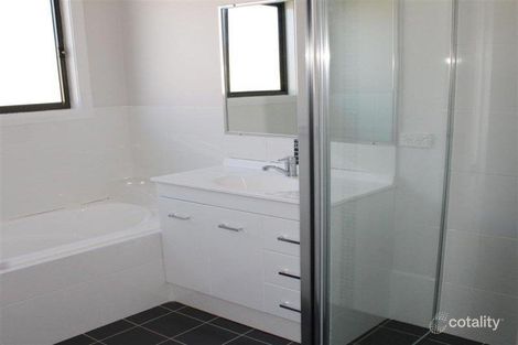 Property photo of 72 Catherine Drive Dubbo NSW 2830