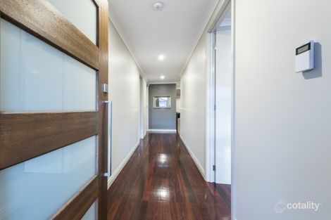 Property photo of 14 Clavell Crescent Wollert VIC 3750