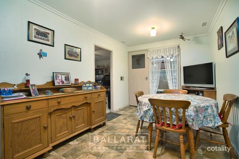Property photo of 50 Willow Grove Wendouree VIC 3355
