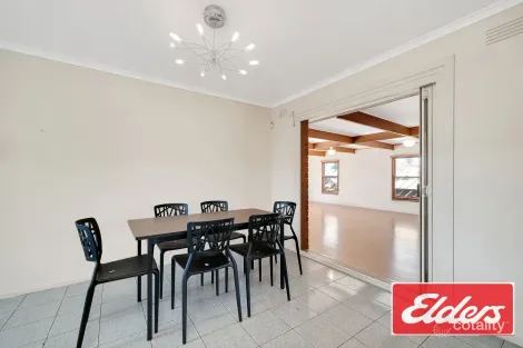 Property photo of 31 Kramer Street Werribee VIC 3030