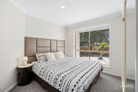 Property photo of 2 Trentham Court Parkwood QLD 4214