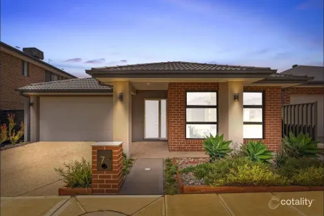 7 Inspire St, Rockbank, VIC 3335
