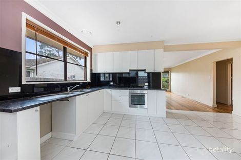 Property photo of 8 Hodges Court Breakwater VIC 3219