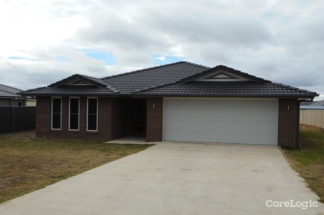 Property photo of 12 Derby Drive Rosenthal Heights QLD 4370