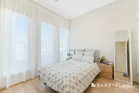 Property photo of 86 Sabel Drive Cranbourne North VIC 3977