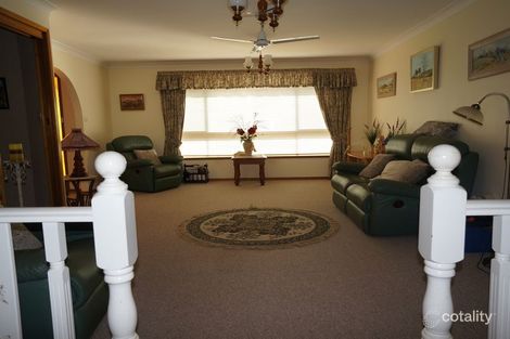 Property photo of 27 Joel Drive Old Bar NSW 2430