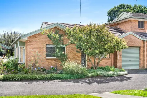 2/10 Mack St, Moss Vale, NSW 2577