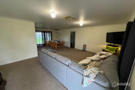 Property photo of 33 Jacqueline Drive Emerald QLD 4720