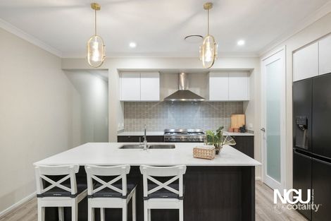 Property photo of 7 Ponting Circuit Pallara QLD 4110