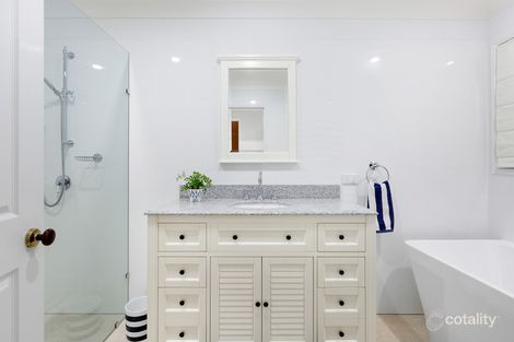 Property photo of 51 Hailey Drive Birkdale QLD 4159