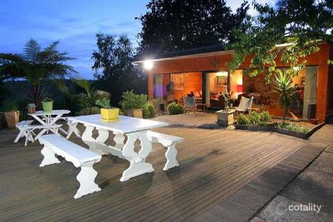 13 Elm Cres, Emerald, VIC 3782