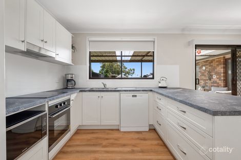 Property photo of 43 Crispsparkle Drive Ambarvale NSW 2560