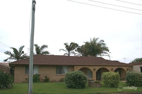 4 Coonang Cres, Warana, QLD 4575