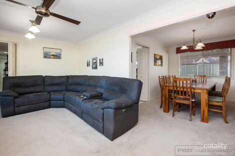 Property photo of 15 Holford Crescent Thornton NSW 2322