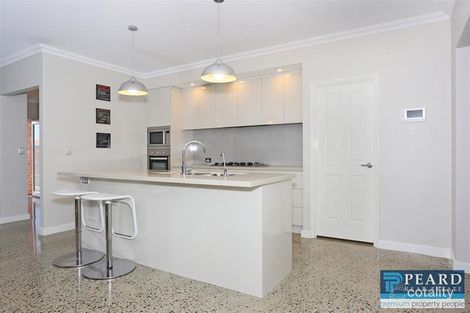 Property photo of 24 Lascelles Circus Lakelands WA 6180