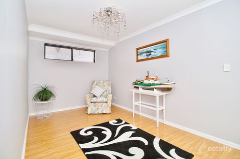 Property photo of 12 Holcombe Road Warnbro WA 6169