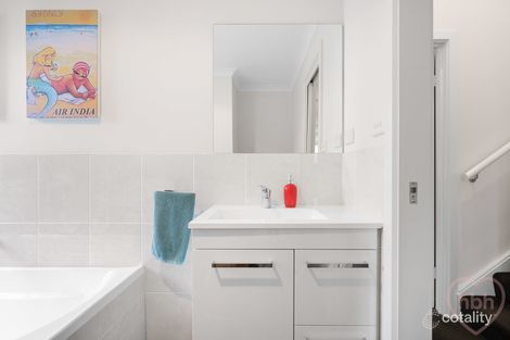 Property photo of 22 Kowalski Street Casey ACT 2913