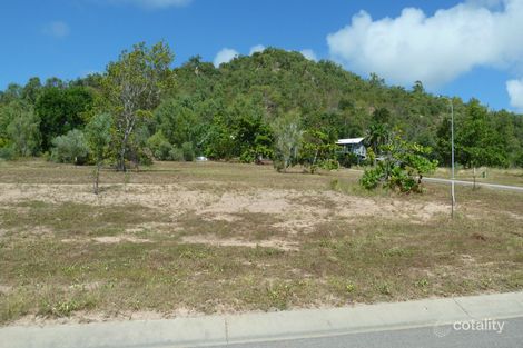 25 Wallaby Way, Horseshoe Bay, QLD 4819