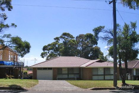 3 Loftus Dr, Barrack Heights, NSW 2528