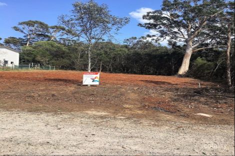 17 Ashton St, Macleay Island, QLD 4184