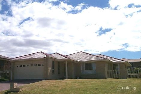 17 Banksia Park Dr, Scarness, QLD 4655