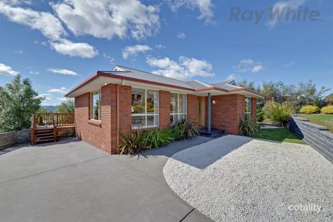 Property photo of 19 Elmac Crescent Austins Ferry TAS 7011