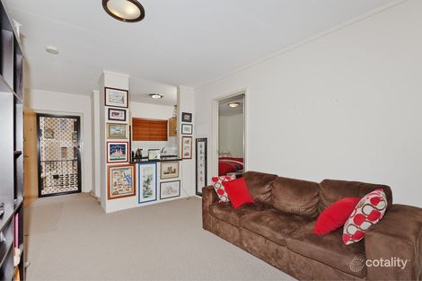 Property photo of 7/76 Gladstone Road Highgate Hill QLD 4101