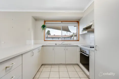 Property photo of 10 Ware Avenue West Wodonga VIC 3690