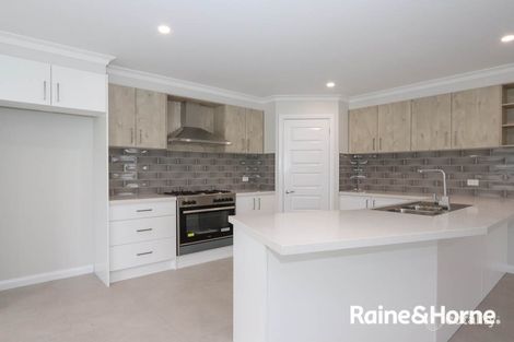 Property photo of 5 Austin Place Eglinton NSW 2795